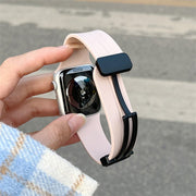 APPLE SERIES 9 WATCH WITH MAGNETIC STRAP